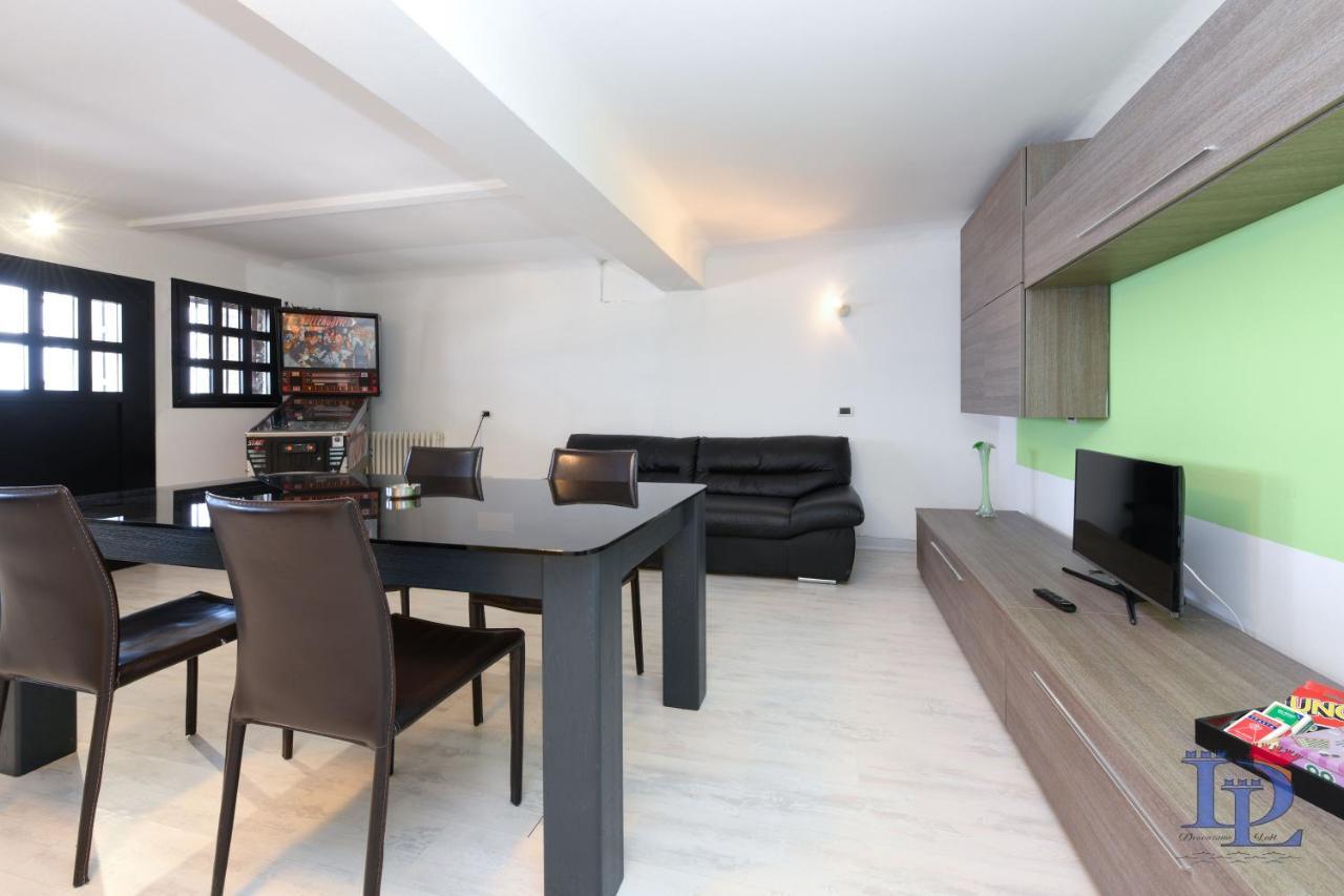 Desenzanoloft Official Partner Marriott Homes & Villas - Villa Meraviglia ديسينسانو ديل غاردا المظهر الخارجي الصورة